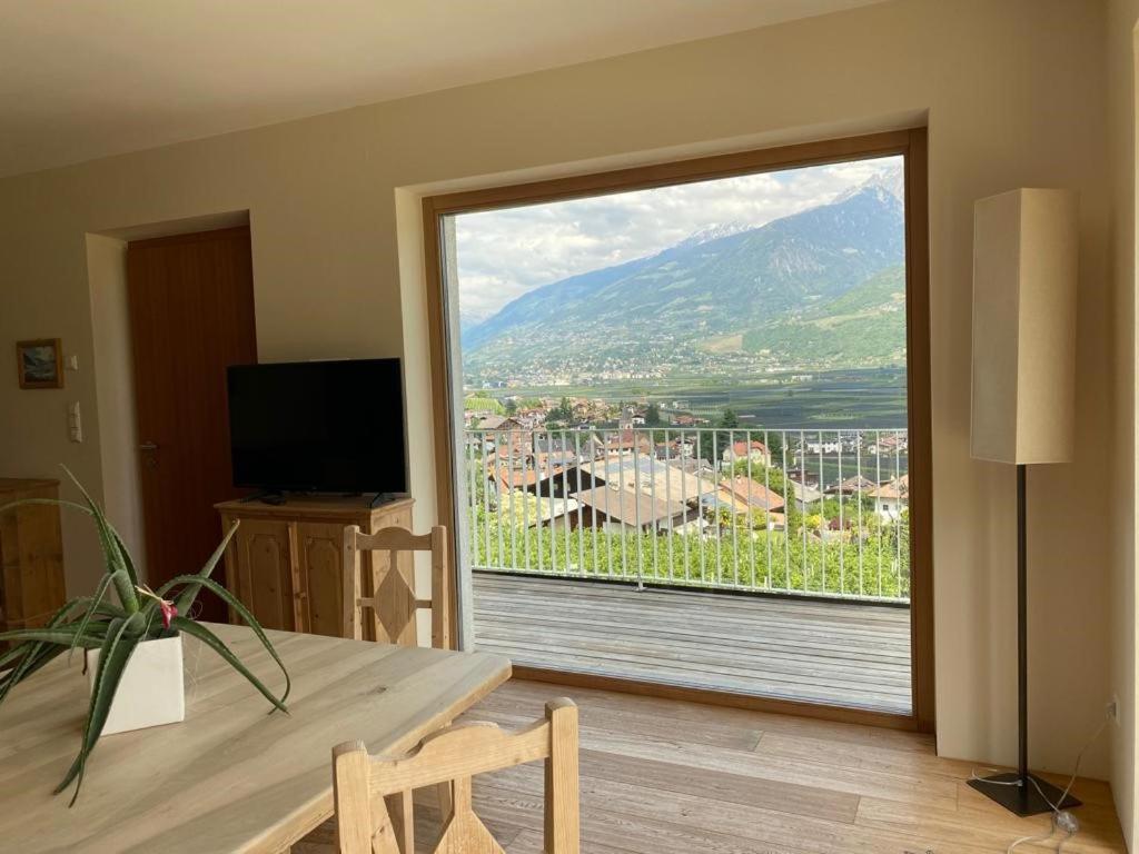 Apartament Weingut Bachguetl Tscherms Zewnętrze zdjęcie